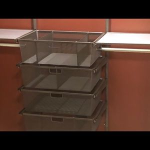 Meet your Posher, Wayne